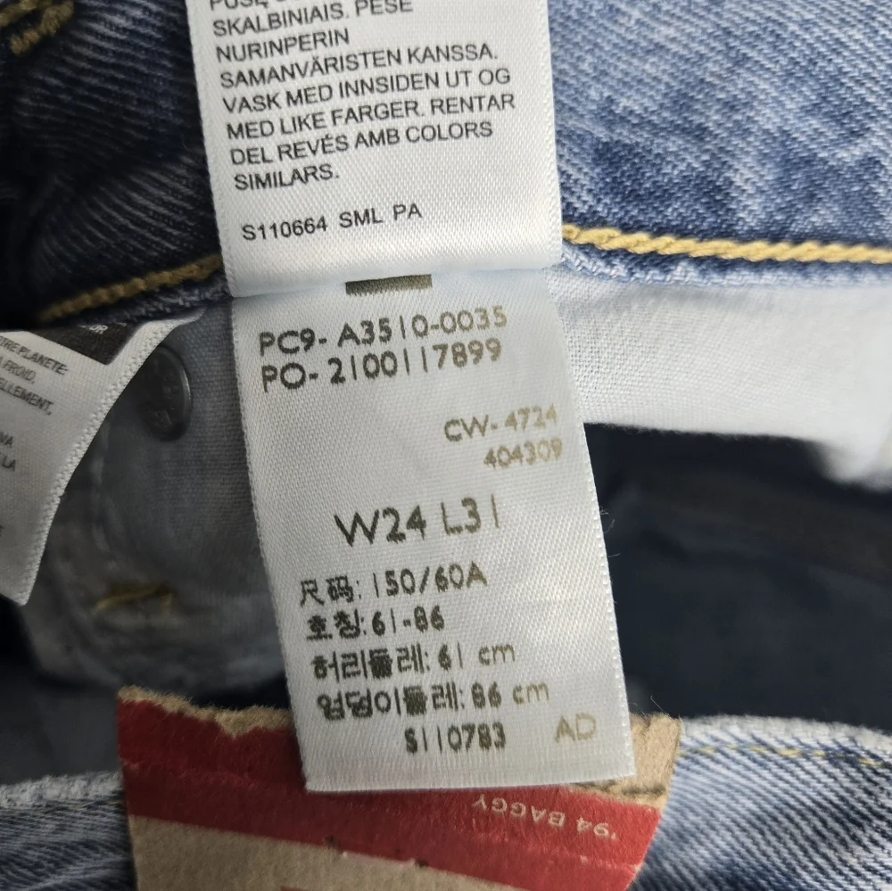 NEW Levis 94 Baggy Jeans 24W - Picture 6 of 10